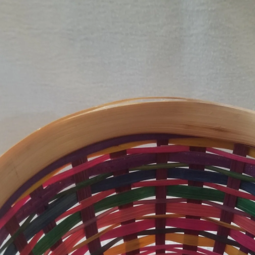 VGUC vtg egg shaped wicker basket - Picture 14 of 15